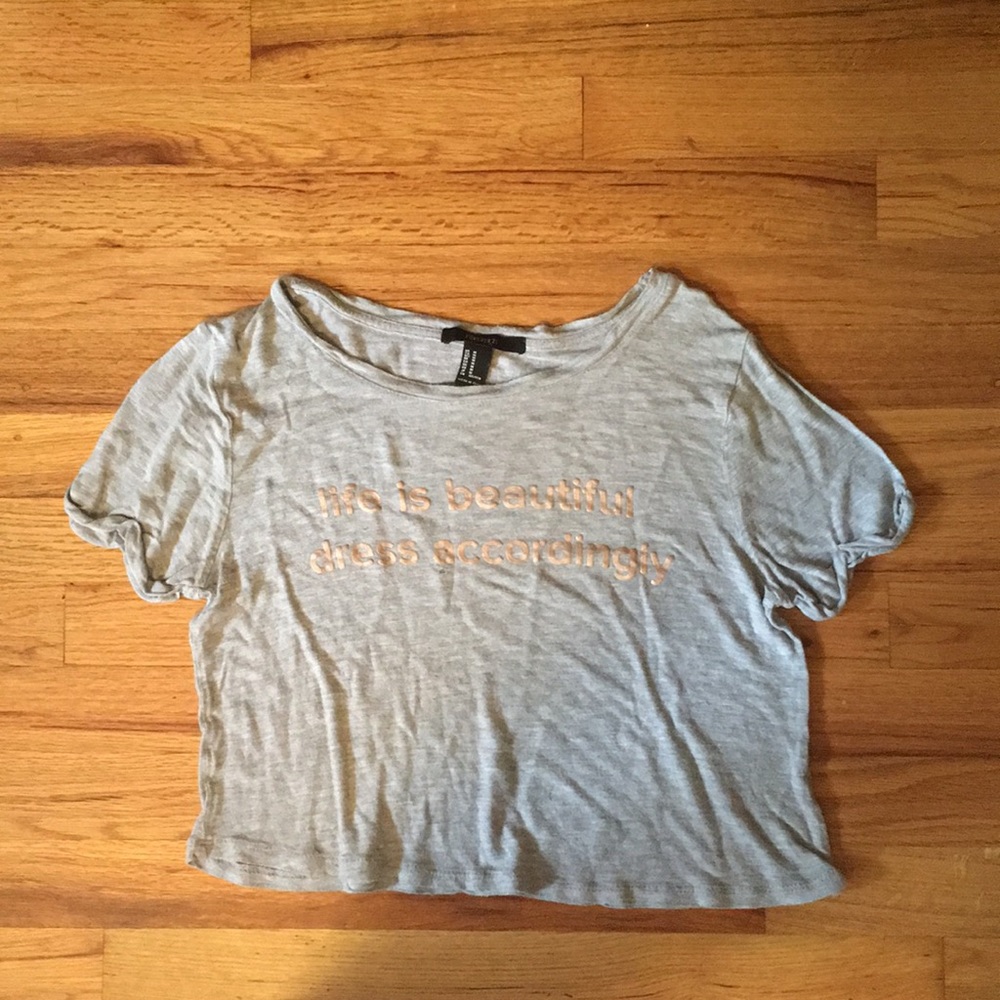cropped graphic tee